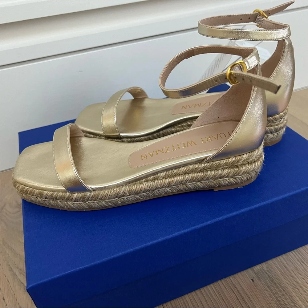Stuart Weitzman brand new